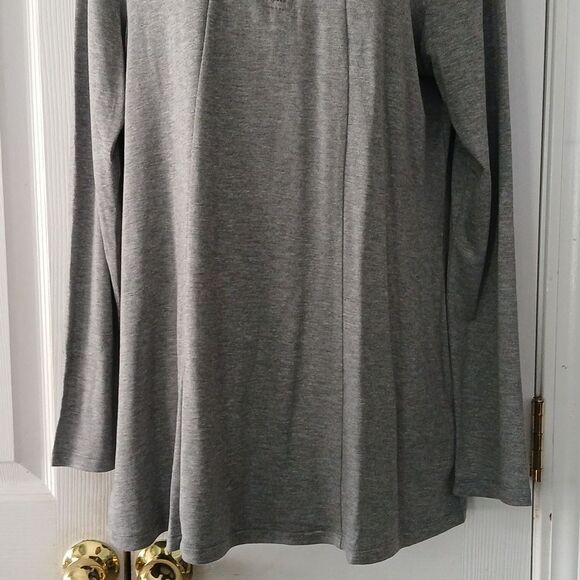 Susan Graver Weekend gray long sleeve pullover partial zipper Sz M NWOT - Picture 2 of 8